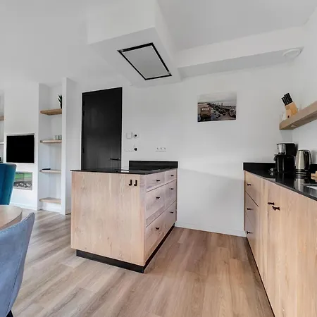 Serene In De Koog Texel With Sauna Дом отдыха