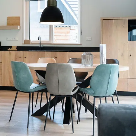 Serene In De Koog Texel With Sauna 別荘 Westermient