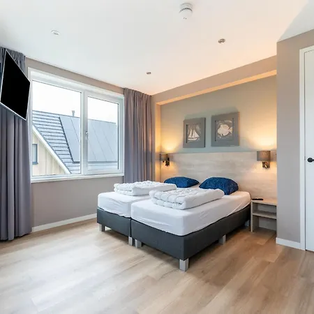 Serene In De Koog Texel With Sauna