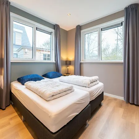 Serene In De Koog Texel With Sauna Westermient