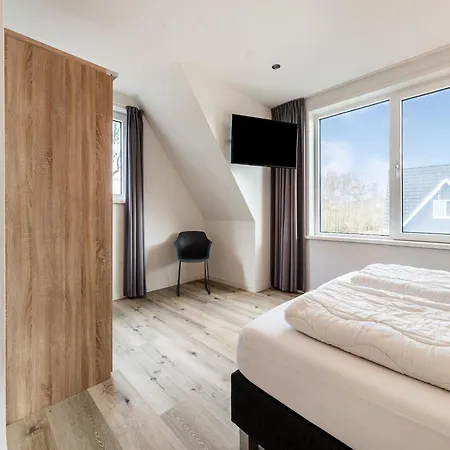 Serene In De Koog Texel With Sauna Дом отдыха *