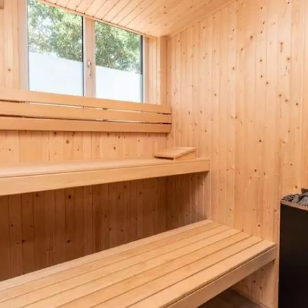 Serene In De Koog Texel With Sauna Prázdninový dům Westermient