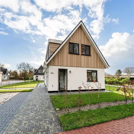 Serene In De Koog Texel With Sauna Westermient