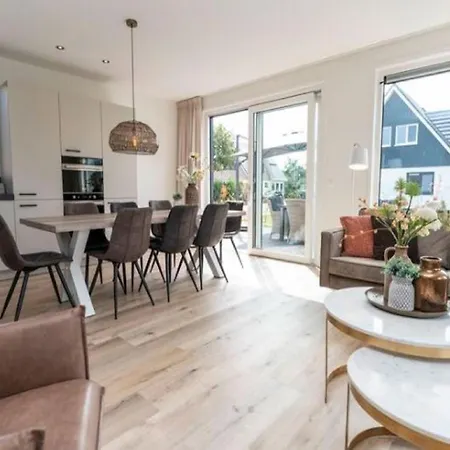 Serene In De Koog Texel With Sauna * Westermient