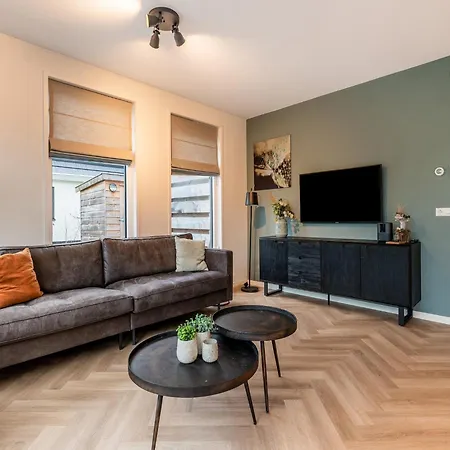 別荘 Serene In De Koog Texel With Sauna *