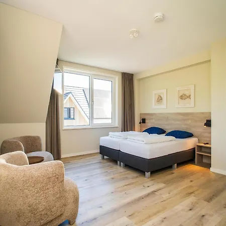 Holiday Home In De Koog Near The Sea *