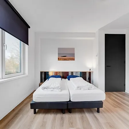 Serene In De Koog Texel With Sauna