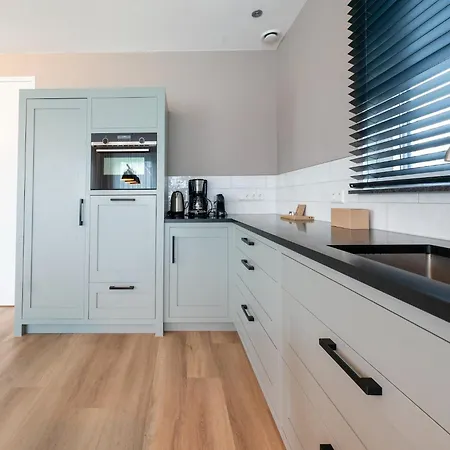 Serene In De Koog Texel With Sauna Westermient